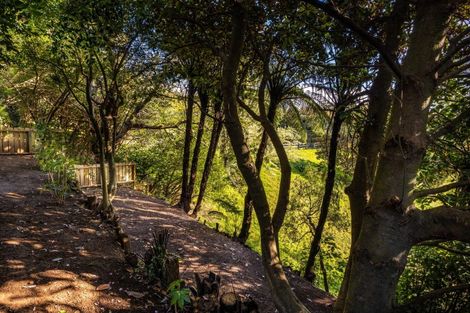 Photo of property in 186 Mangorei Road, Merrilands, New Plymouth, 4312