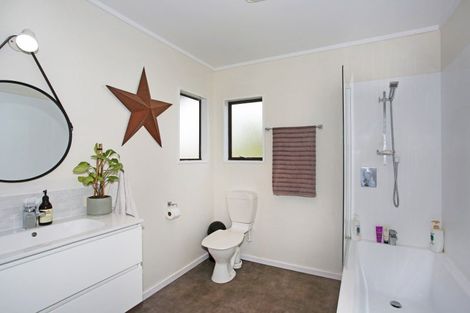 Photo of property in 161 Wymer Road, Glenbrook, Waiuku, 2681