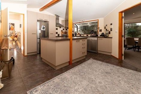 Photo of property in 33a Island Bay Road, Beach Haven, Auckland, 0626