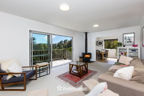 Photo of property in 96 Kamahi Street, Stokes Valley, Lower Hutt, 5019
