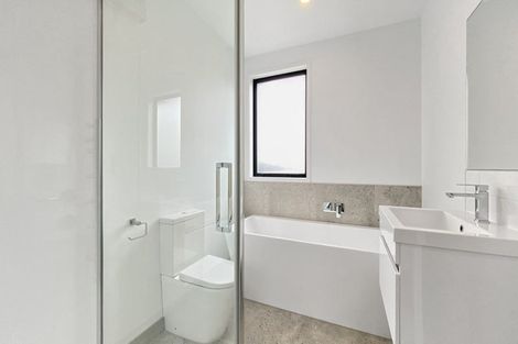 Photo of property in 17b Cessna Crescent, Mangere, Auckland, 2022