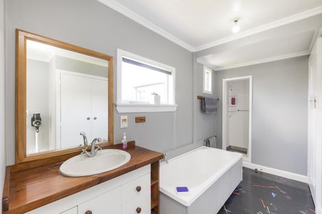 Photo of property in 158 South Street, Feilding, 4702