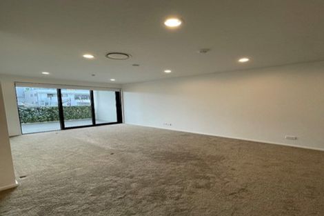Photo of property in Apollo Apartments, 201/46 Rosedale Road, Rosedale, Auckland, 0632