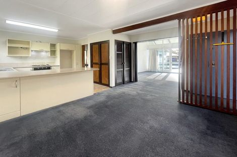 Photo of property in 1/22 Craig Road, Milford, Auckland, 0620