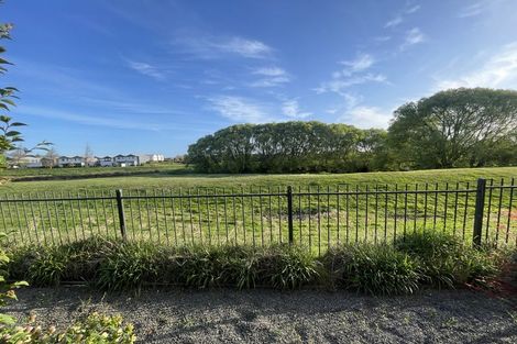 Photo of property in 19 Somerville Crescent, Aidanfield, Christchurch, 8025