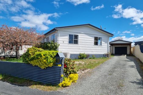 Photo of property in 2 Sefton Street, Twizel, 7901