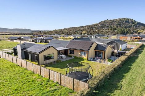 Photo of property in 49 Pounamu Avenue, Albert Town, Wanaka, 9305