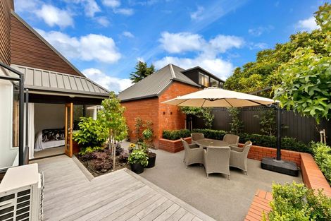 Photo of property in 9 Clyde Road, Upper Riccarton, Christchurch, 8041