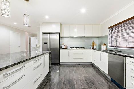 Photo of property in 10 Coolaghy Drive, Flat Bush, Auckland, 2019