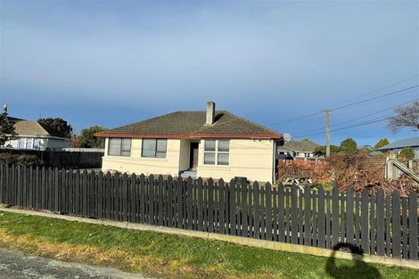 Photo of property in 5 Heather Place, Mairehau, Christchurch, 8052