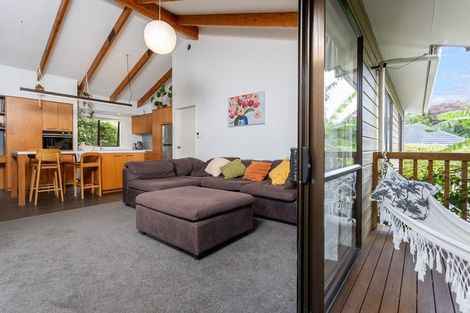 Photo of property in 1/92 Kervil Avenue, Te Atatu Peninsula, Auckland, 0610