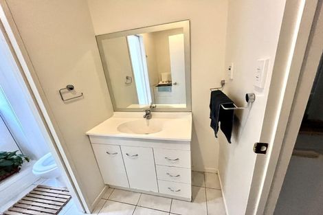 Photo of property in 200 Clovelly Road, Bucklands Beach, Auckland, 2012