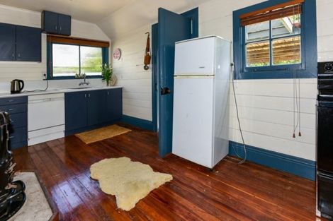 Photo of property in 340 Whitecliffs Road, Whitecliffs, Coalgate, 7673