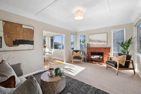 Photo of property in 88 Govett Avenue, Frankleigh Park, New Plymouth, 4310