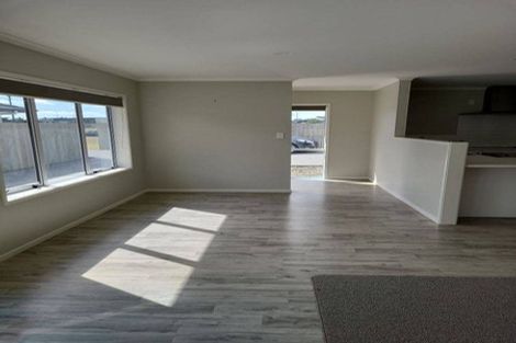 Photo of property in 330a Grenada Street, Papamoa Beach, Papamoa, 3118