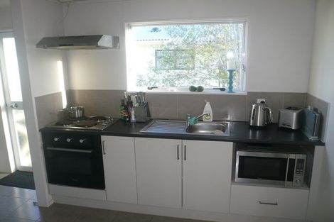 Photo of property in 5/103 Hutchinson Avenue, New Lynn, Auckland, 0600