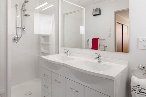 Photo of property in 5 Stead Crescent, Stoke, Nelson, 7011