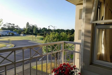 Photo of property in 21 Mt Lebanon Lane, Henderson, Auckland, 0612