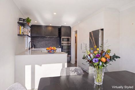 Photo of property in 28 Realm Drive, Paraparaumu, 5032