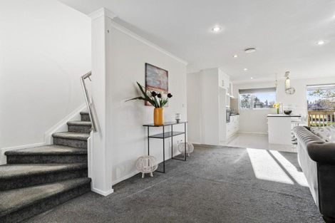 Photo of property in 2f Wood Street, Papakura, 2110