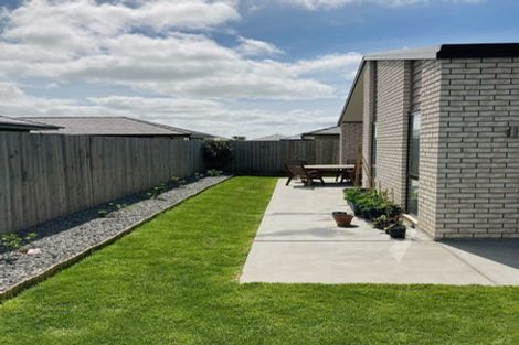 Photo of property in 27 Nicolau Avenue, Rolleston, 7615