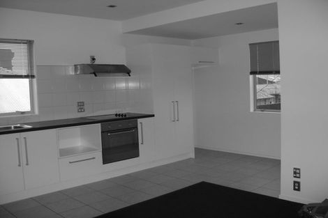 Photo of property in 4/6 Defoe Place, Waltham, Christchurch, 8023