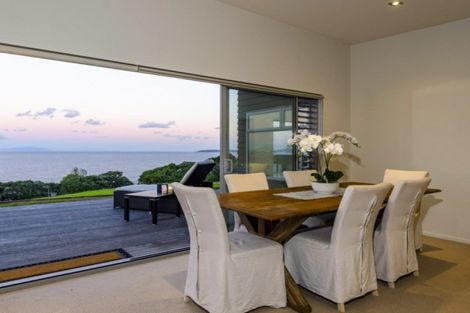 Photo of property in 22 Wonderview Road, Leigh, 0985