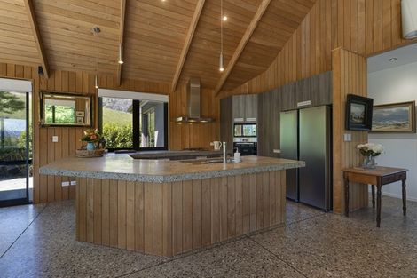 Photo of property in 15 Skye Lane, Jacks Point, Queenstown, 9371