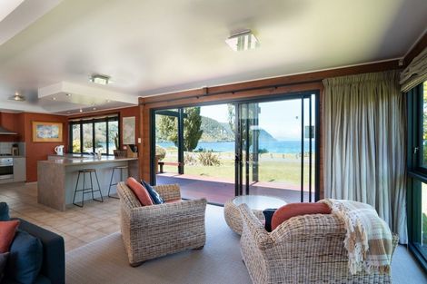 Photo of property in 5 Keitha Place, Kinloch, Taupo, 3377