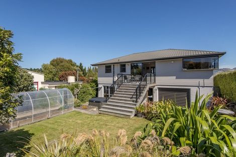 Photo of property in 30 Te Ara Crescent, Diamond Harbour, Lyttelton, 8971