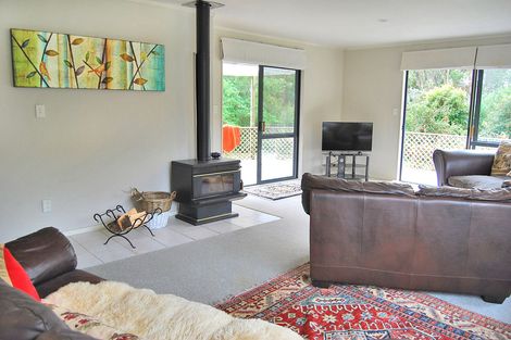 Photo of property in 1150 Oneriri Road, Kaiwaka, 0573