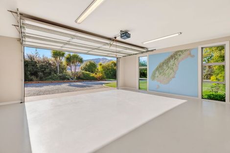 Photo of property in 28 Sam John Place, Lake Hawea, 9382