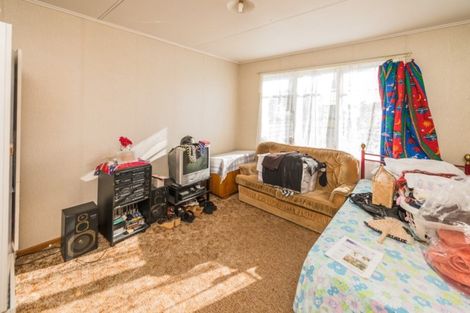 Photo of property in 34 Titoki Street, Castlecliff, Whanganui, 4501