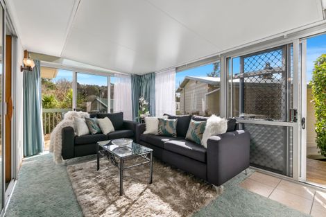 Photo of property in 18 Carina Crescent, Torbay, Auckland, 0630