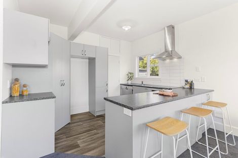 Photo of property in 234 Centaurus Road, Saint Martins, Christchurch, 8022