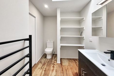 Photo of property in 11 Rowan Terrace, Te Atatu South, Auckland, 0610