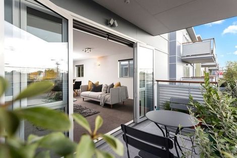 Photo of property in 15/20 Hutcheson Street, Sydenham, Christchurch, 8023