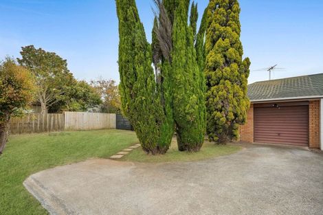 Photo of property in 64b Sunderlands Road, Half Moon Bay, Auckland, 2012