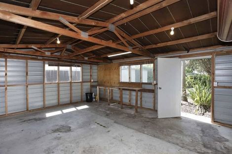 Photo of property in 8 Nairn Crescent, Awapuni, Palmerston North, 4412