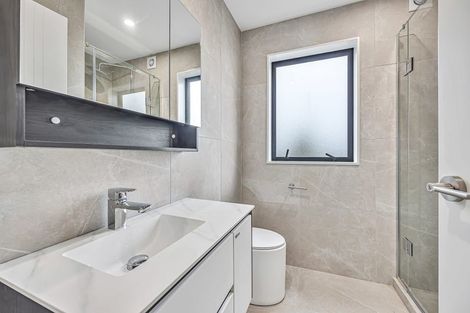 Photo of property in 5/163 Edmonton Road, Te Atatu South, Auckland, 0610