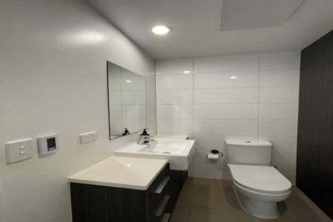 Photo of property in Apollo Apartments, 201/46 Rosedale Road, Rosedale, Auckland, 0632
