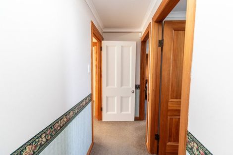 Photo of property in 117 Severn Street, Island Bay, Wellington, 6023