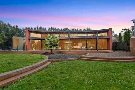 Photo of property in 303 Matua Road, Kumeu, 0891