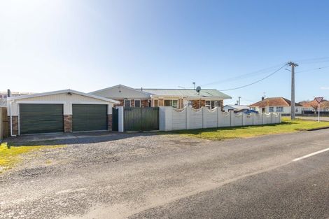 Photo of property in 13 Nelson Street, Waitara, 4320