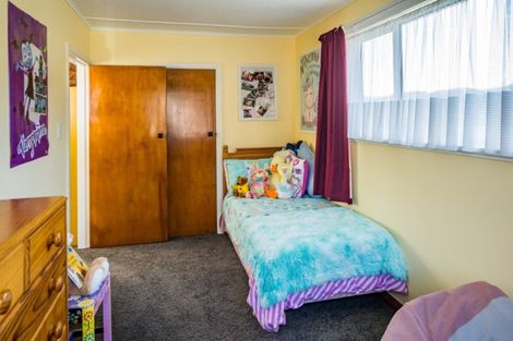 Photo of property in 209b Waddington Drive, Naenae, Lower Hutt, 5011
