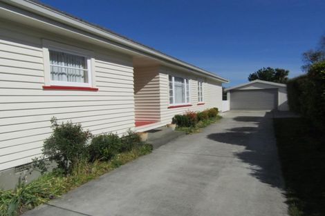 Photo of property in 245 Weston Road, Mairehau, Christchurch, 8052
