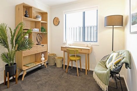 Photo of property in 61 Hokioi Drive, Kenepuru, Porirua, 5022