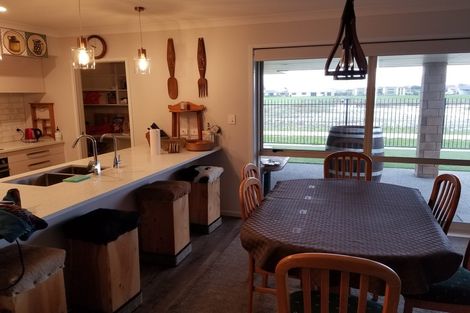 Photo of property in 9 Hurunui Drive, Te Awa, Napier, 4110