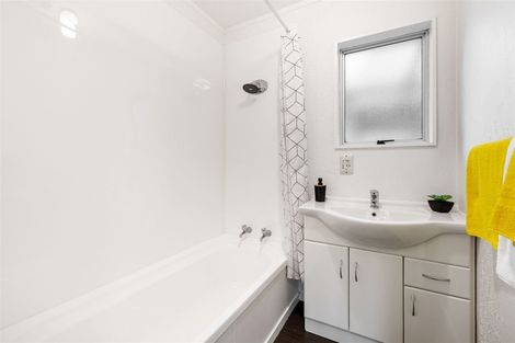 Photo of property in 24 Garton Drive, Massey, Auckland, 0614