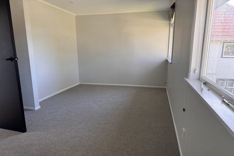 Photo of property in 26 Ngaio Road, Kelburn, Wellington, 6012